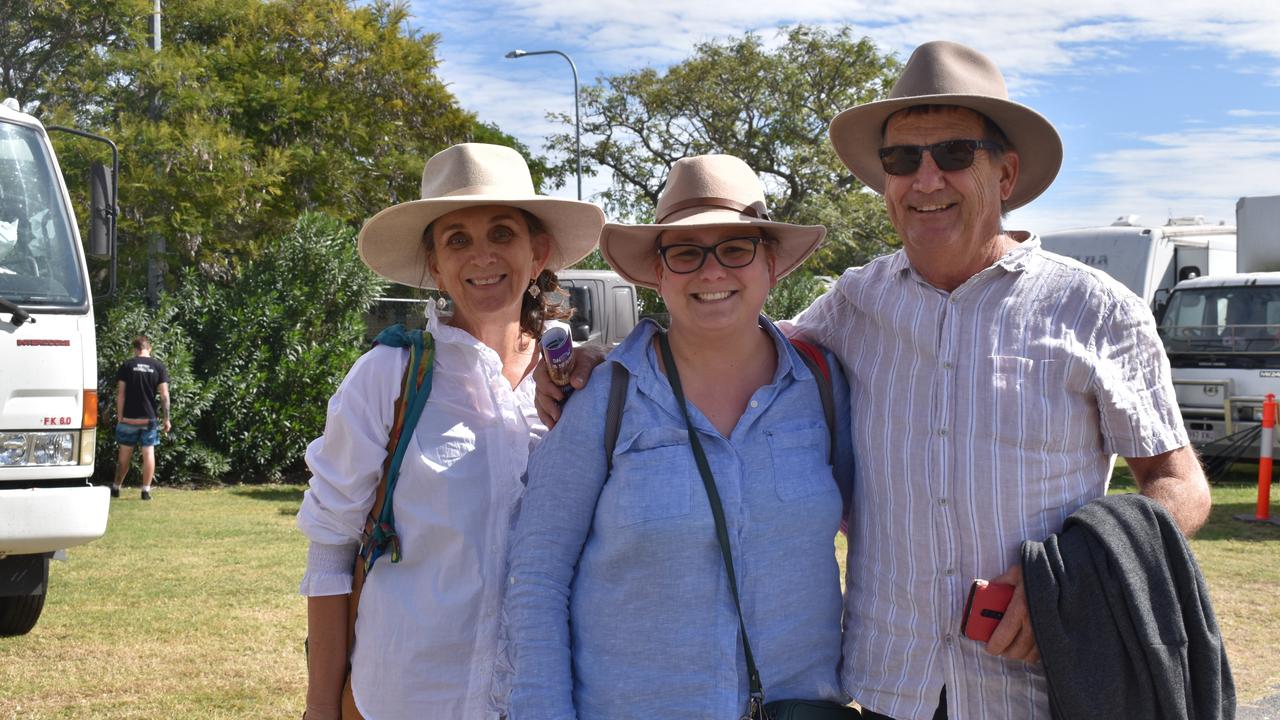 Caroline, Kate and Jim Lindstrom.