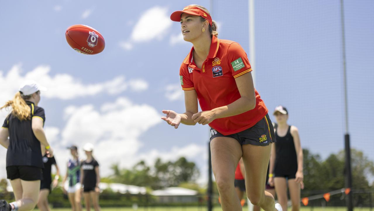 Suns player Lauren Bella. Photo: Glenn Hunt/Getty Images