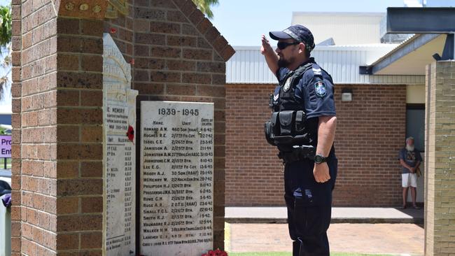 Police officer Senior Constable Alan Davis, who also served in the Army, laid a wreath at the Proserpine Remembrance Day service in 2019. Picture: Monique Preston