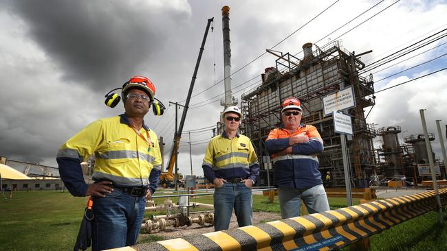 Workers at Incitec Pivot's Gibson Island ammonia plant. Picture: Lyndon Mechielsen