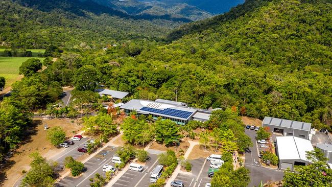 The two electric minibuses will provide shuttle services at Mossman Gorge. Pic: Getty Images