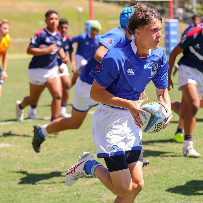 Buildcorp Emerging Reds Cup action from the day one match between Queensland Country Under-14s and Brisbane Junior Rugby Union Under-14s. Picture credit: QRU Media/ Erick Lucero.