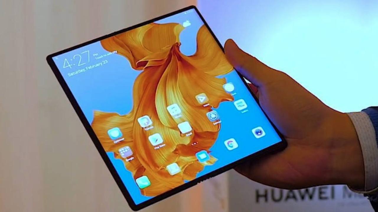 Хонор с гибким экраном. Хуавей мате х2. Huawei Mate x. Хуавей с гибким экраном. Huawei гибкий смартфон.