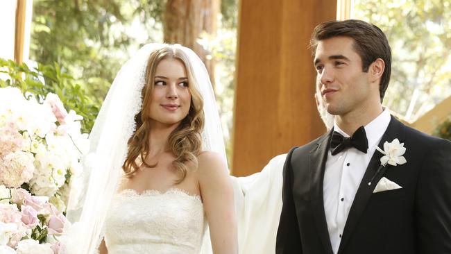 REVENGE - "Exodus" - The wedding of the century has finally arrived and Emily's master plan is poised to go off without a hitch until enemies unite, bringing new complications and leading to dire consequences, on "Revenge," SUNDAY, DECEMBER 15 (9:00-10:01 p.m., ET), on the ABC Television Network. (ABC/ Richard Cartwright) EMILY VANCAMP, JOSH BOWMAN Picture: Supplied