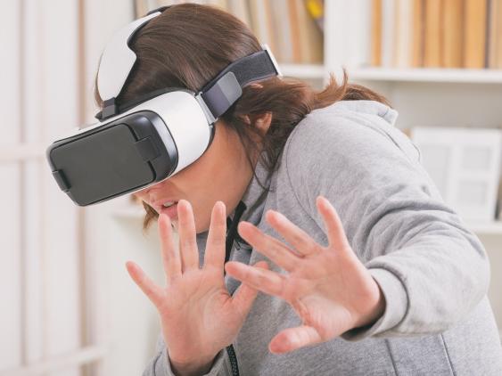 RendezView. Woman using VR to fight her phobias or fears at home. (Pic: iStock)