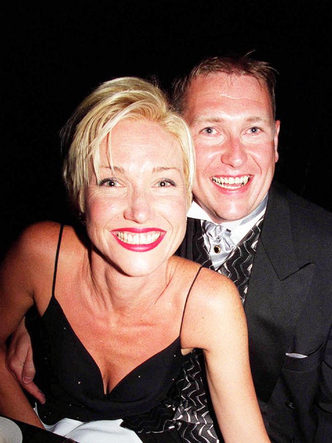 Brisbane /HILTON /New /Year's /Eve 31 Dec 2001 : KATIE THEARLE, CHRIS JAMES.