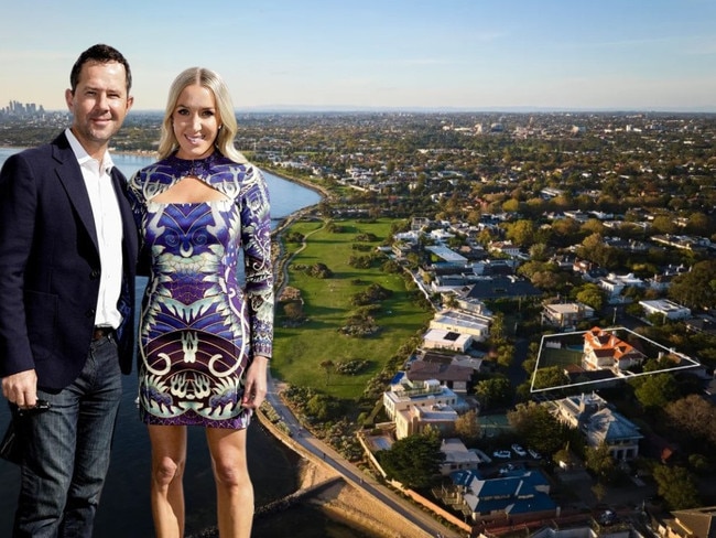 Ricky Ponting sells Brighton art