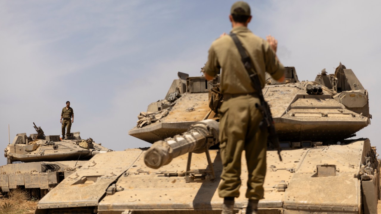 Israel to evacuate 100,000 ahead of Rafah assault, warns military will ...