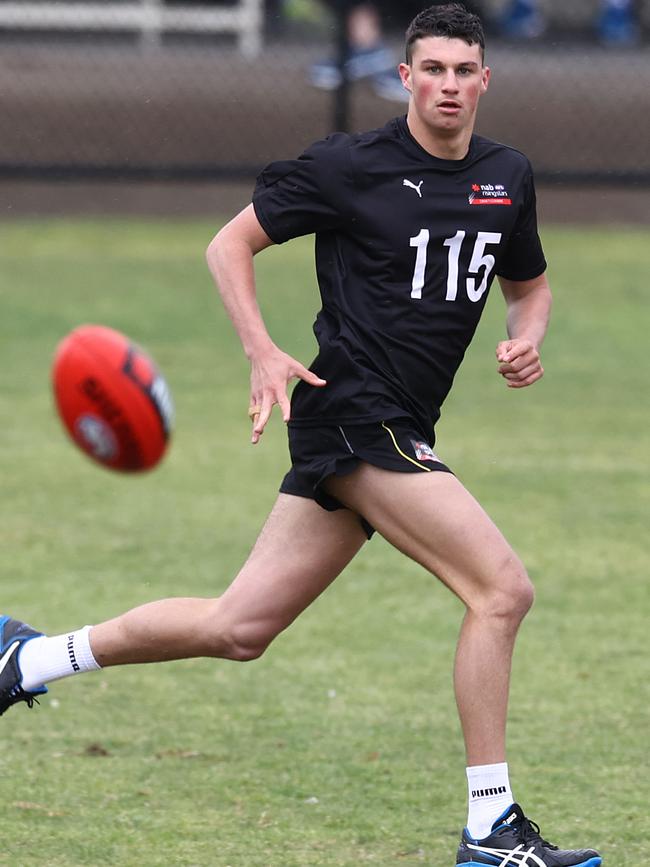 Finn Callaghan is behind other top-priced rookies for KFC SuperCoach.