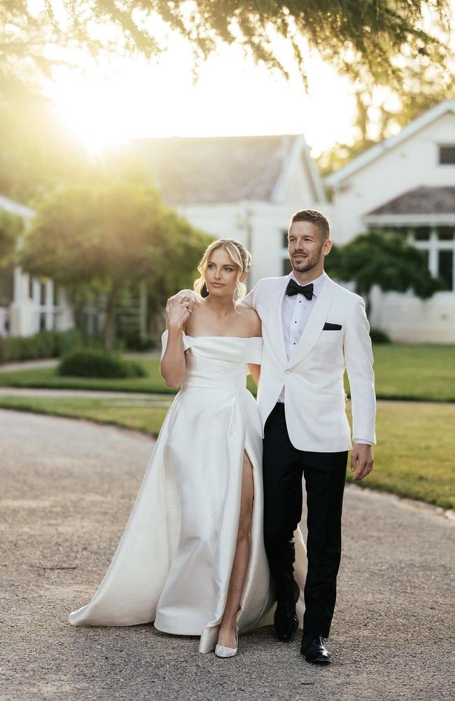 Sam Switkowski and Savannah Monkhouse married at Coombe Yarra Valley. Picture: Motta Weddings