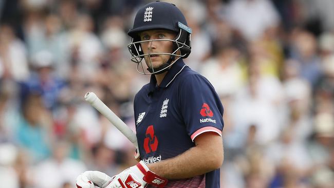 England lost six for 20 in the first five overs against South Africa.