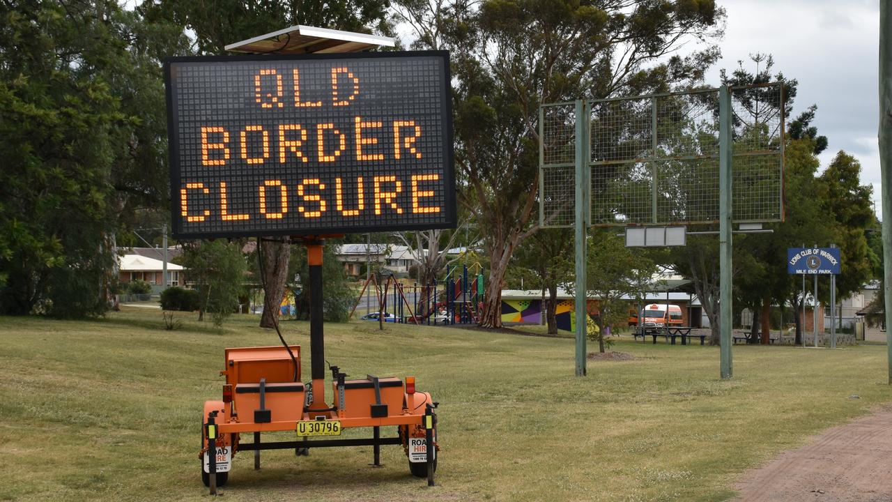 Queensland border closure signs in Warwick west, heading out towards Inglewood and Goondiwindi.