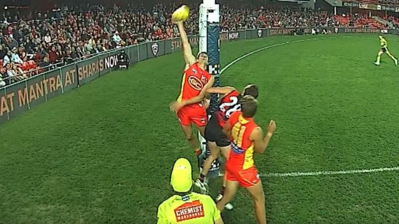 Clearly, David Zaharakis' kick was a goal.