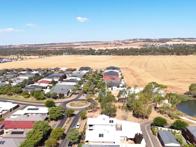 Drone vision of the Playford Alive East site