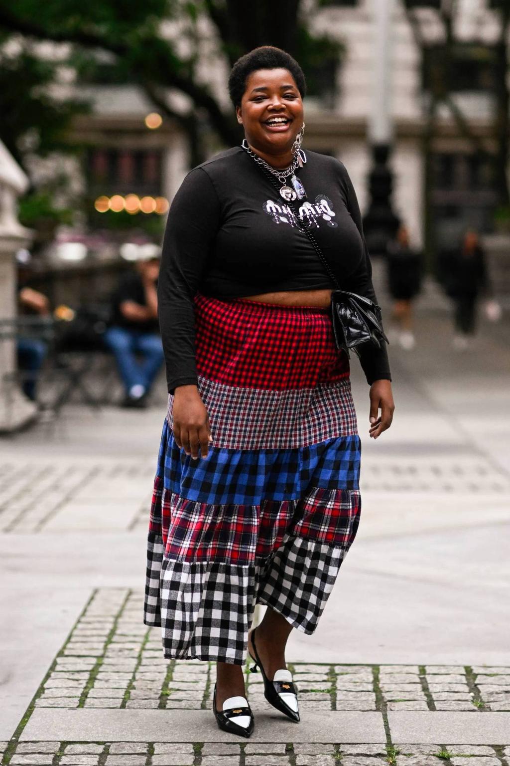 How To Style 2023's Skirt Trends, According To The Street Style Set
