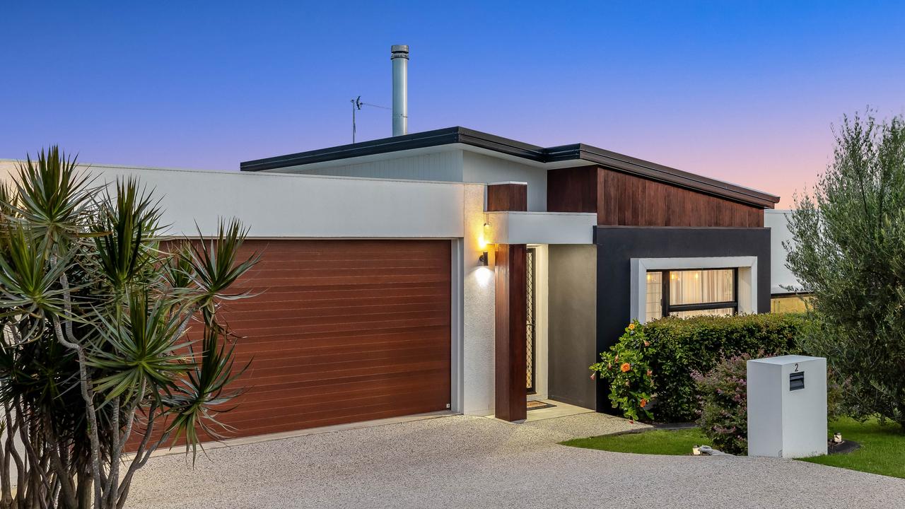 2/2 Renshaw Crescent Kearneys Spring sold through Realway Property Partners first in December 2020 for $470,000, then in March 2022 for $615,000.