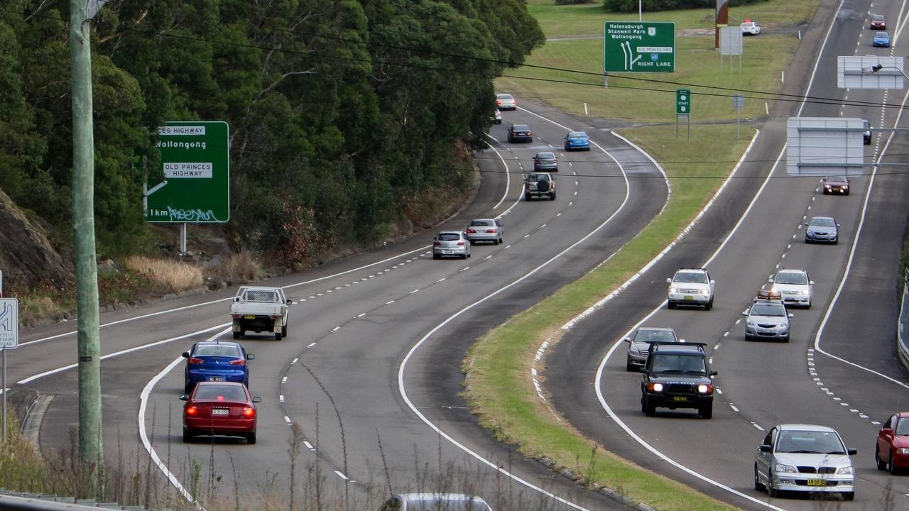 Cyclist killed in crash on Princes Highway