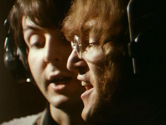 Beatles,Paul McCartney (L) and John Lennon in a previously unreleased photo taken during the recording of "Hey Bulldog" at the Abbey Road studios in /Ldn Feb 11 1968. It formed part of the Yellow Submarine soundtrack album. (AP Photo/Apple/Corps) headshot profile music groups bands