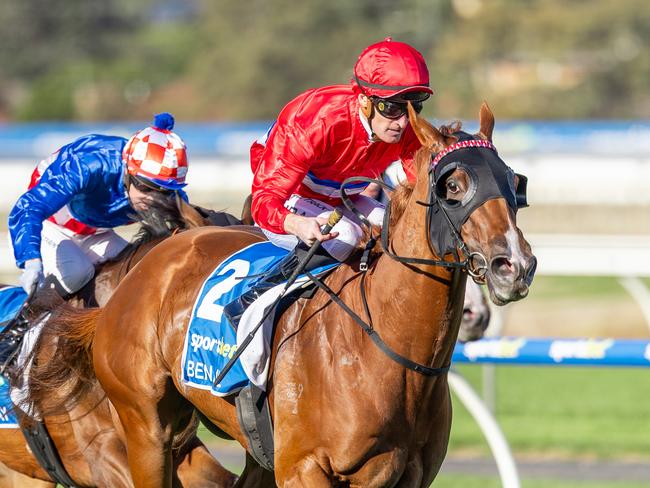 Benagil proves too good in the Australasian Oaks. Photo: Makoto Kaneko.