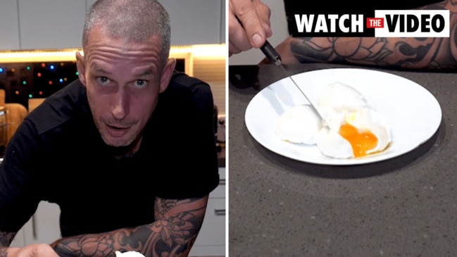 Chef Andy Hearnden shares his trick to the perfect poached egg.