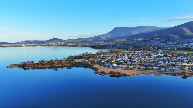 Cadbury's to Mountwellington and the beautiful, calm water. Picture: Kelvin Ball. Your Focus on Tasmania **ONE TIME USE ONLY**