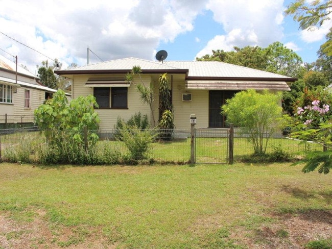 44 Elliott St, Gin Gin – $280,000.