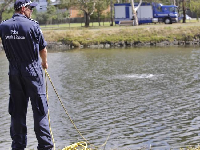 Police search and rescue during the extensive search. Parts of Mr Bernard’s body have never been found. Picture: Hamish Blair