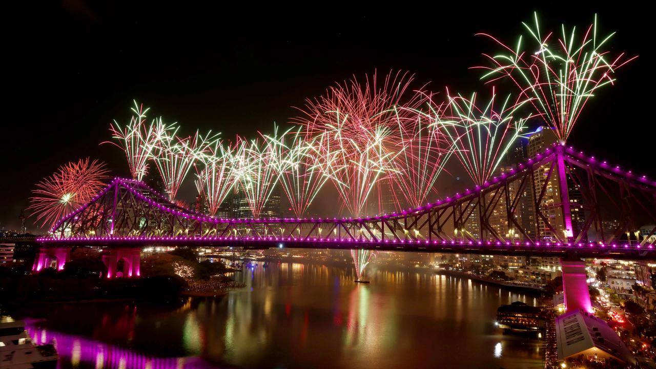 Fireworks at RiverFire from Howard Smith wharves, City, on Saturday 2nd September 2023 - Photo Steve Pohlner