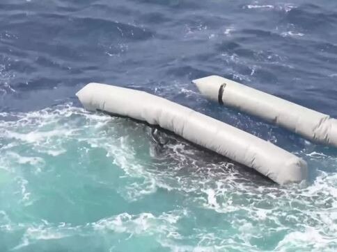 Boat packed with migrants shipwrecks off Libya.