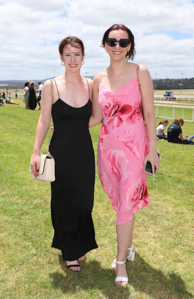 Amy Bentvelzen and Julia Lawless at the Pakenham Cup. Picture: Brendan Beckett