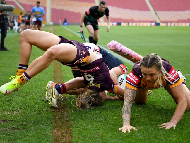 Bronco Tarryn Aiken’s incredible tackle effort. Picture NRL photos