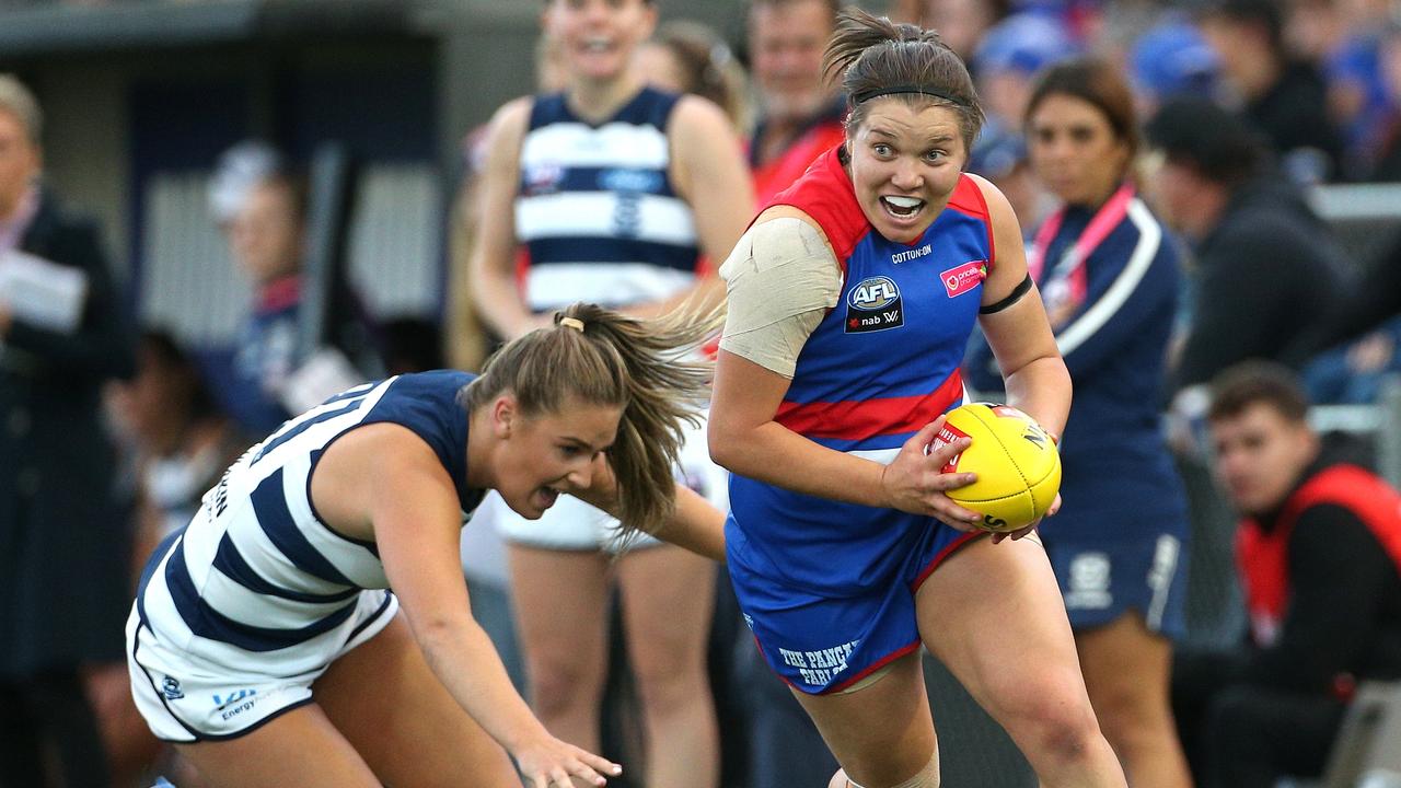 AFLW: Western Bulldogs too slick for newcomers | Herald Sun