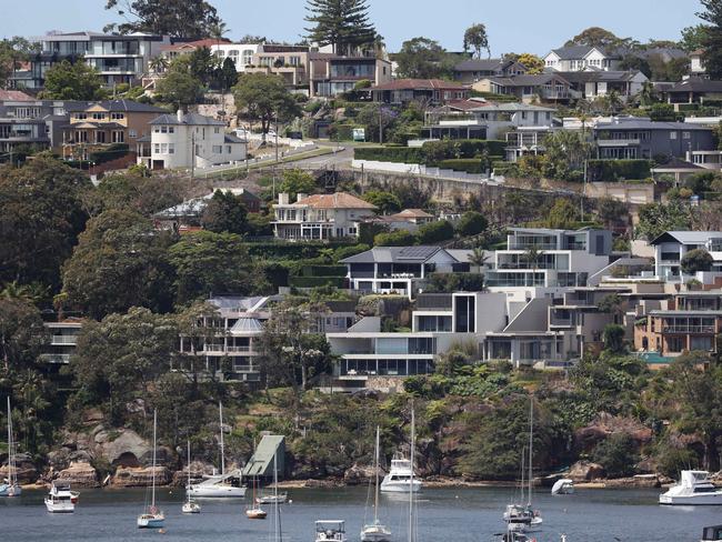 SYDNEY, AUSTRALIA - NewsWire Photos November 3, 2021: Generics stock photos of housing and real estate in Sydney's Middle Harbour. Picture: NCA NewsWire / David Swift