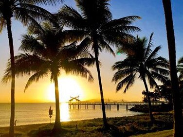 Townsville best sunrises/sunsets. Sunrise at The Strand. Picture: Jo Rimmington