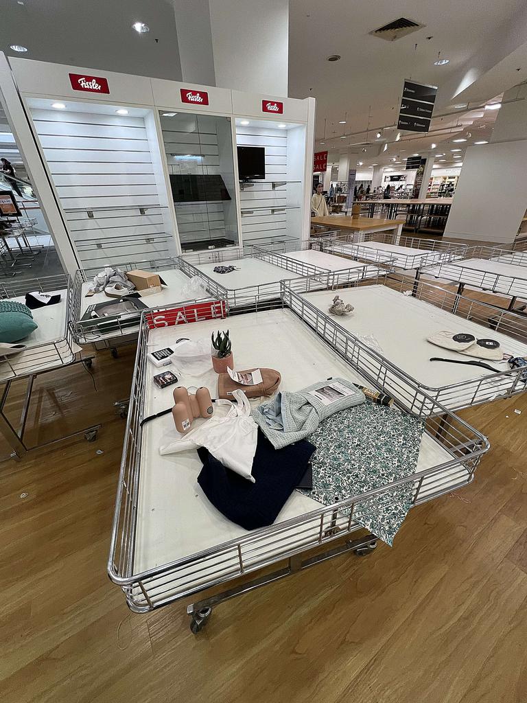 Shoppers flock to Myer’s Brisbane CBD store on its last day of trading. Picture: Lyndon Mechielsen