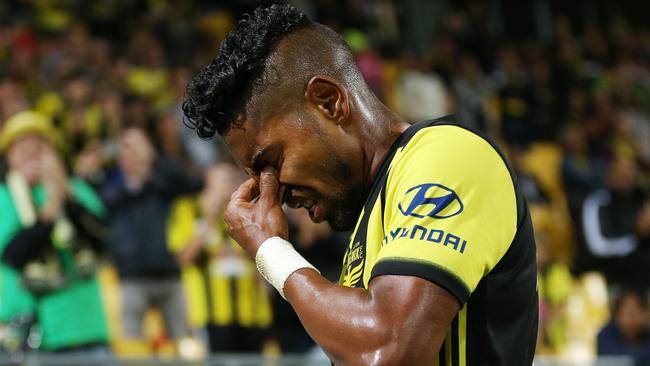 Roy Krishna of the Phoenix leaves the field after receiving a red card. Picture: Getty Images