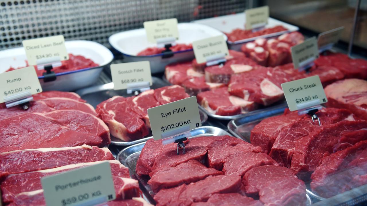 Lower quality meat cuts could hit shelves as low pasture growth hikes up the cost of grain and hay. Picture: NCA NewsWire / Nicki Connolly