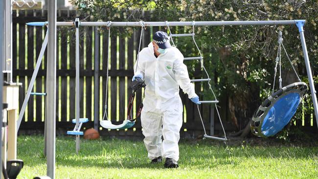 A crime scene has been set up at Dicky Beach after a woman died from a gunshot wound to the head. Picture: Patrick Woods.