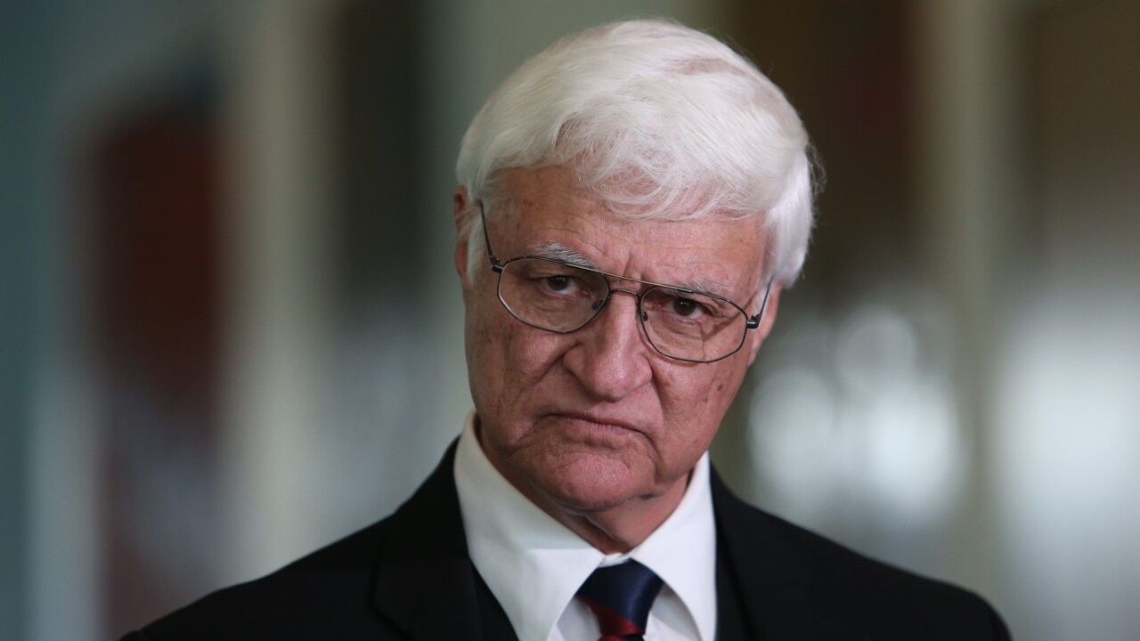 Bob Katter turns his back on additional sitting weeks