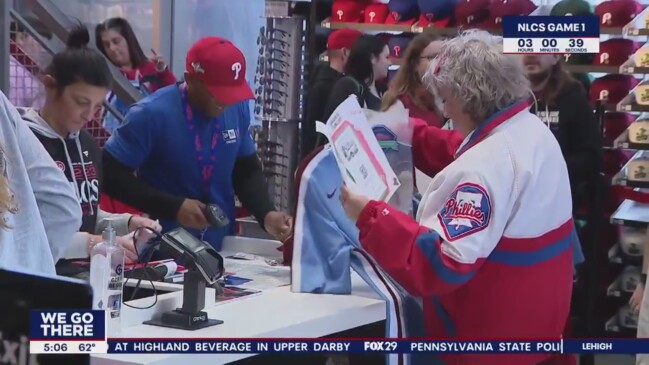 Phillies Fans Waste No Time Getting Hands on World Series Gear – NBC10  Philadelphia