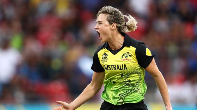 Ellyse Perry has been passed fit to play against Bangladesh by her captain Meg Lanning.