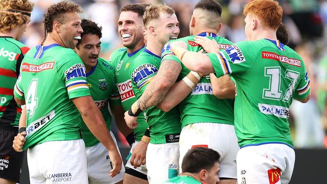 DUBBO, AUSTRALIA - MAY 22:  Xavier Savage of the Raiders celebrates with his team mates after scoring a try during the round 11 NRL match between the South Sydney Rabbitohs and the Canberra Raiders at APEX Oval, on May 22, 2022, in Dubbo, Australia. (Photo by Mark Kolbe/Getty Images)