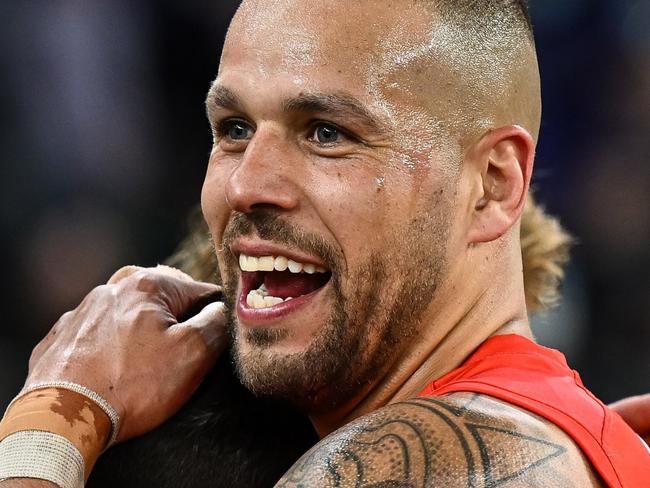 PERTH, AUSTRALIA - JULY 16: Lance Franklin of the Swans celebrates the win during the 2022 AFL Round 18 match between the Fremantle Dockers and the Sydney Swans at Optus Stadium on July 16, 2022 in Perth, Australia. (Photo by Daniel Carson/AFL Photos via Getty Images)