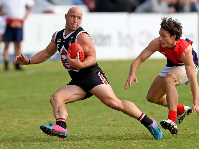 Shane Mcdonald in action during the MPNFL Div 1: Bonbeach v Mt Eliza football match in Bonbeach, Saturday, May 11, 2019. Picture: Andy Brownbill