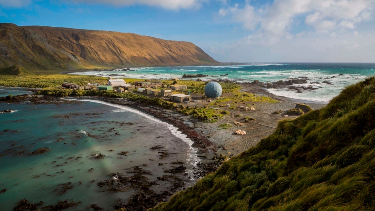 Tsunami warning issued for parts of Australia