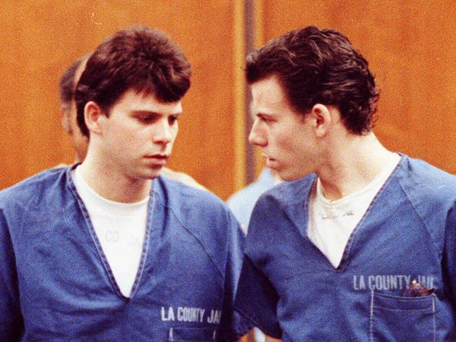 Lyle (L) & Erik Menendez leave courtroom in Santa Monica 06/08/90, brothers found guilty of first degree murder & conspiracy 20/03/96 of 08/89 murders of their parents in their second trial in Van Nuys Superior Court in Los Angeles. Mene/Fam United States of America (USA) / Crime / Murder