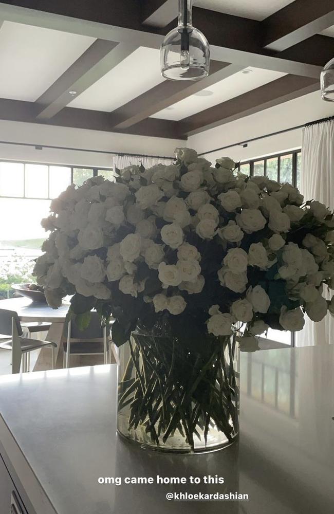 Khloe Kardashian sent her sister Kourtney flowers. Picture: Instagram/kourtneykardashian
