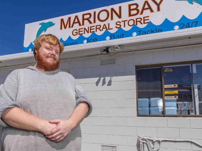 ADELAIDE, AUSTRALIA, NewsWire Photos. December 29, 2023. Staff member at the Marion Bay General Store Jesse Jono Chudleigh of Marion Bay SA.0434672116Picture: NCA NewsWire / Ben Clark