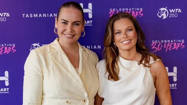 Jelena Dokic (left) and Sarah Burt (right). Photo: Instagram sarah_burt.