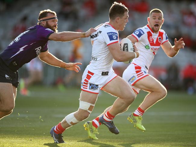 Matt Dufty (R) looms up in support of a break made by Cameron McInnes. Picture: Mark Kolbe/Getty Images